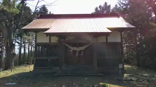 稲荷神社の本殿