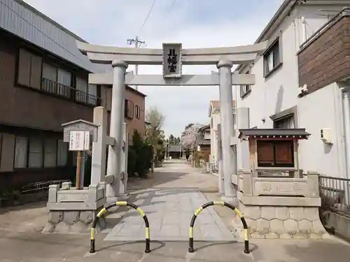 八幡社（中畑町）の鳥居