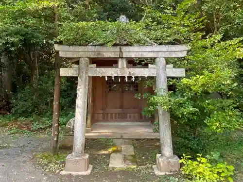 玉敷神社の末社・摂社
