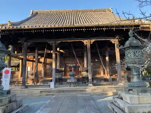 穴太寺の本殿・本堂