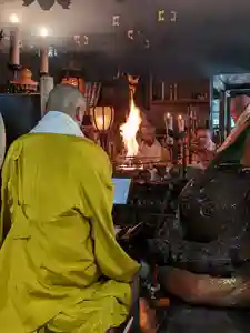 玉眞院玉川大師の本殿・本堂(2023年11月26日(日) 13時47分28秒投稿)