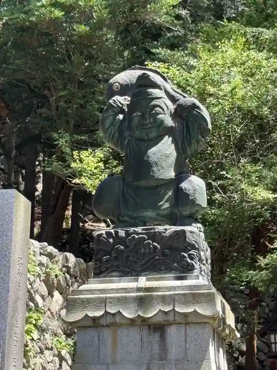 金華山黄金山神社(宮城県)