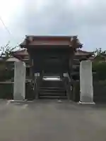 洞泉寺の山門・神門