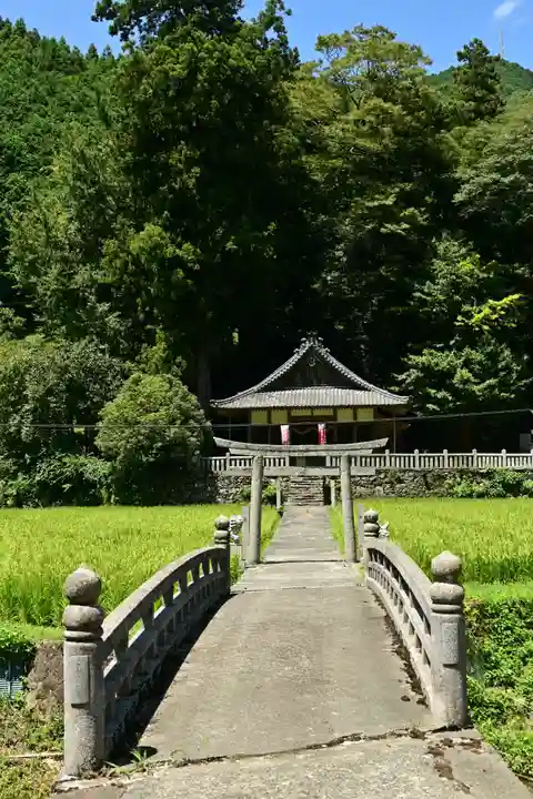 烏帽子杜三島神社(愛媛県)