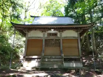 神明宮の{uncategorized: "未分類", other: "その他", undefined: "問題あり", building: "その他建物", grave: "お墓", sacred_gate: "鳥居", guardian: "狛犬", statue: "像", buddha: "仏像", history: "歴史", nature: "自然", garden: "庭園", animal: "動物", pagoda: "塔", temizu: "手水舎", mountain_gate: "山門・神門", sanctuary: "本殿・本堂", subordinate: "末社・摂社", art: "芸術", scenery: "景色", jizo: "地蔵", ema: "絵馬", goshuin: "御朱印", omikuji: "おみくじ", items: "授与品その他", amulet: "お守り", goshuincho: "御朱印帳", eats: "食事", festival: "お祭り", votive_dance: "神楽", shichigosan: "七五三参", wedding: "結婚式", experience: "体験その他", initially: "初詣", around: "周辺", anti_infection: "感染症対策"}