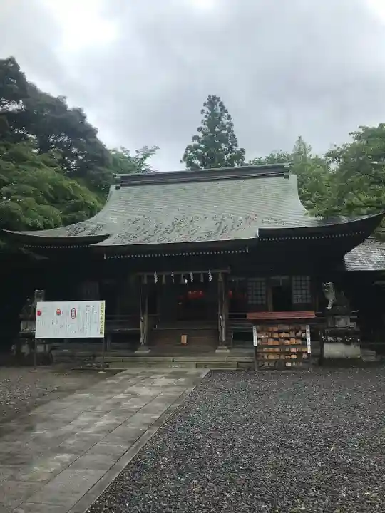 砥鹿神社(里宮)の本殿・本堂