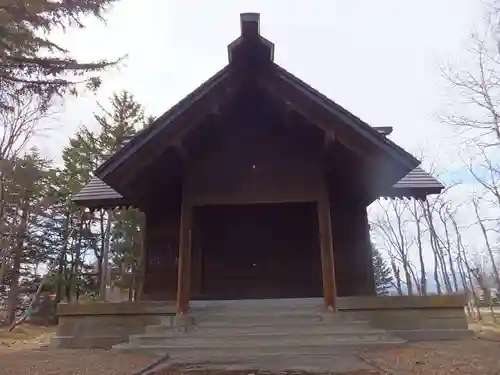 茶志内神社の本殿