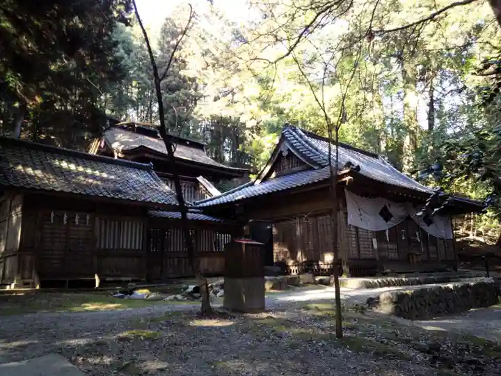 武田八幡宮の本殿・本堂
