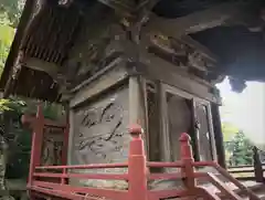 立岩神社の建物その他