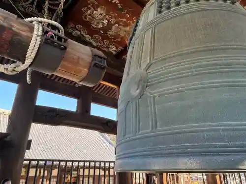 方広寺の{uncategorized: "未分類", other: "その他", undefined: "問題あり", building: "その他建物", grave: "お墓", sacred_gate: "鳥居", guardian: "狛犬", statue: "像", buddha: "仏像", history: "歴史", nature: "自然", garden: "庭園", animal: "動物", pagoda: "塔", temizu: "手水舎", mountain_gate: "山門・神門", sanctuary: "本殿・本堂", subordinate: "末社・摂社", art: "芸術", scenery: "景色", jizo: "地蔵", ema: "絵馬", goshuin: "御朱印", omikuji: "おみくじ", items: "授与品その他", amulet: "お守り", goshuincho: "御朱印帳", eats: "食事", festival: "お祭り", votive_dance: "神楽", shichigosan: "七五三参", wedding: "結婚式", experience: "体験その他", initially: "初詣", around: "周辺", anti_infection: "感染症対策"}