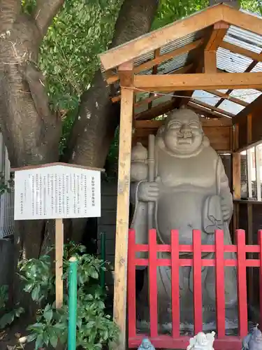 品川貴船神社の像