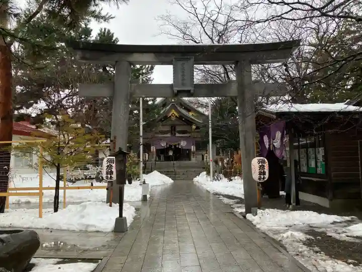 彌彦神社 (伊夜日子神社)(北海道)