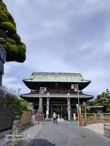 法華経寺の山門