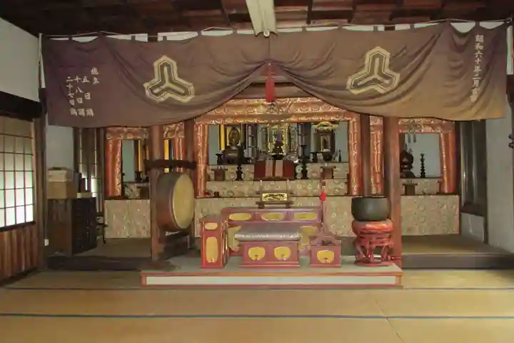 師長院の本殿・本堂