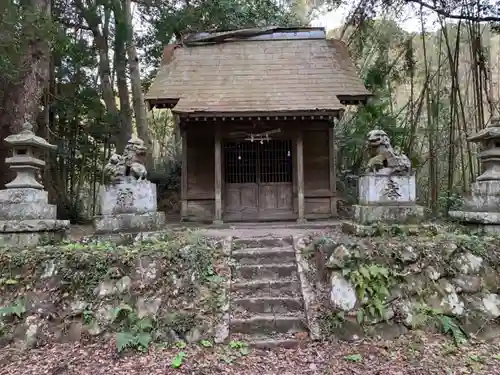 熊野神社の本殿・本堂
