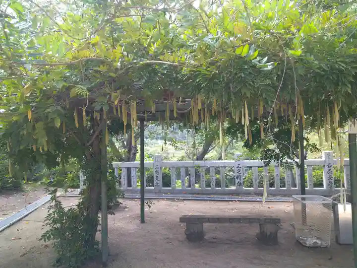 木華佐久耶比咩神社の庭園