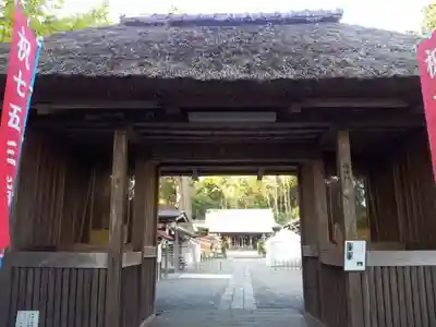 川勾神社の山門・神門