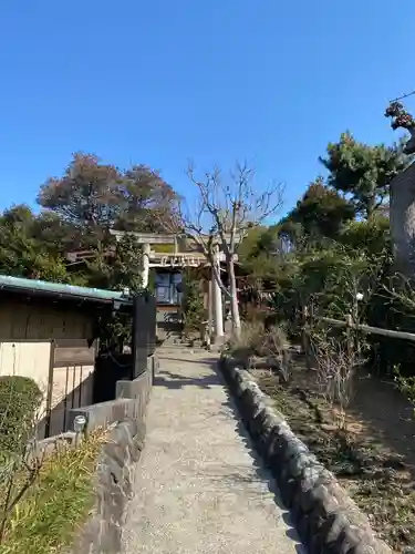 横浜御嶽神社の鳥居