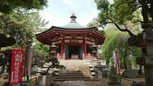 長命寺の本殿