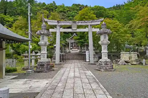 意冨布良神社の鳥居