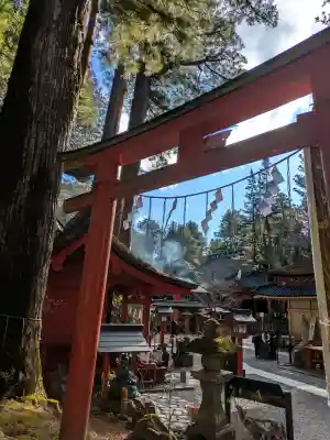 日光二荒山神社の{uncategorized: "未分類", other: "その他", undefined: "問題あり", building: "その他建物", grave: "お墓", sacred_gate: "鳥居", guardian: "狛犬", statue: "像", buddha: "仏像", history: "歴史", nature: "自然", garden: "庭園", animal: "動物", pagoda: "塔", temizu: "手水舎", mountain_gate: "山門・神門", sanctuary: "本殿・本堂", subordinate: "末社・摂社", art: "芸術", scenery: "景色", jizo: "地蔵", ema: "絵馬", goshuin: "御朱印", omikuji: "おみくじ", items: "授与品その他", amulet: "お守り", goshuincho: "御朱印帳", eats: "食事", festival: "お祭り", votive_dance: "神楽", shichigosan: "七五三参", wedding: "結婚式", experience: "体験その他", initially: "初詣", around: "周辺", anti_infection: "感染症対策"}