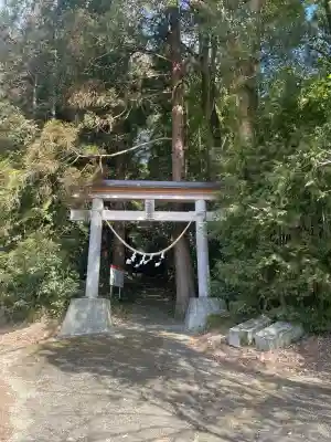 愛宕神社の{uncategorized: "未分類", other: "その他", undefined: "問題あり", building: "その他建物", grave: "お墓", sacred_gate: "鳥居", guardian: "狛犬", statue: "像", buddha: "仏像", history: "歴史", nature: "自然", garden: "庭園", animal: "動物", pagoda: "塔", temizu: "手水舎", mountain_gate: "山門・神門", sanctuary: "本殿・本堂", subordinate: "末社・摂社", art: "芸術", scenery: "景色", jizo: "地蔵", ema: "絵馬", goshuin: "御朱印", omikuji: "おみくじ", items: "授与品その他", amulet: "お守り", goshuincho: "御朱印帳", eats: "食事", festival: "お祭り", votive_dance: "神楽", shichigosan: "七五三参", wedding: "結婚式", experience: "体験その他", initially: "初詣", around: "周辺", anti_infection: "感染症対策"}