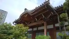 齢延寺の本殿