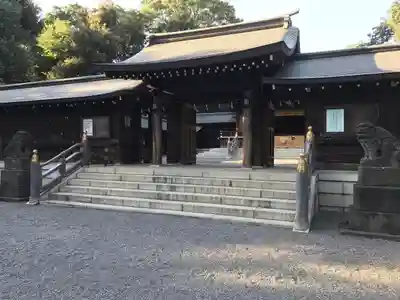 井草八幡宮の山門・神門