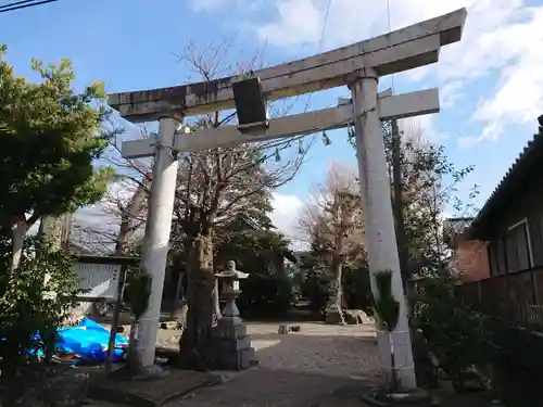 稲荷阿岐波神社の鳥居