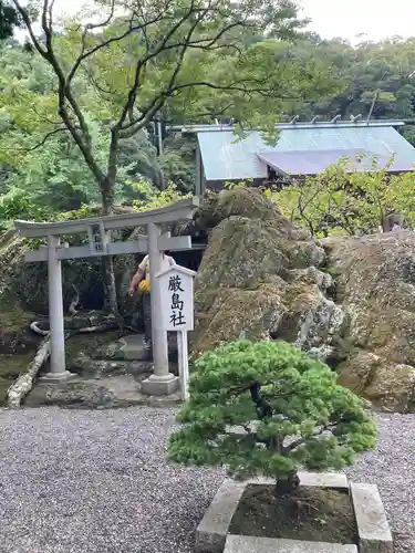 安房神社の末社