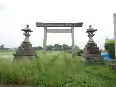 櫟江神社の鳥居