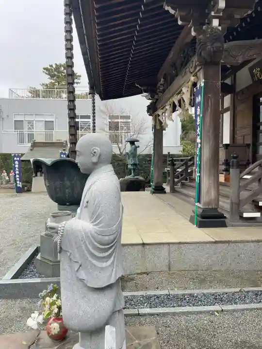 西善院の{uncategorized: "未分類", other: "その他", undefined: "問題あり", building: "その他建物", grave: "お墓", sacred_gate: "鳥居", guardian: "狛犬", statue: "像", buddha: "仏像", history: "歴史", nature: "自然", garden: "庭園", animal: "動物", pagoda: "塔", temizu: "手水舎", mountain_gate: "山門・神門", sanctuary: "本殿・本堂", subordinate: "末社・摂社", art: "芸術", scenery: "景色", jizo: "地蔵", ema: "絵馬", goshuin: "御朱印", omikuji: "おみくじ", items: "授与品その他", amulet: "お守り", goshuincho: "御朱印帳", eats: "食事", festival: "お祭り", votive_dance: "神楽", shichigosan: "七五三参", wedding: "結婚式", experience: "体験その他", initially: "初詣", around: "周辺", anti_infection: "感染症対策"}