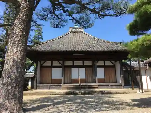 崇福寺の本殿