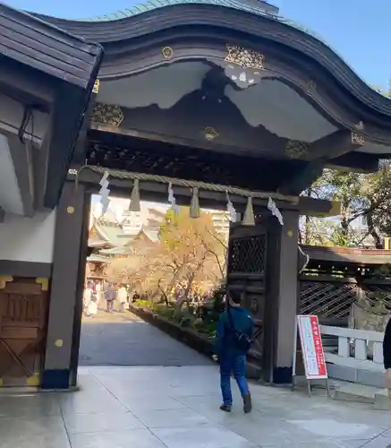 湯島天満宮の山門