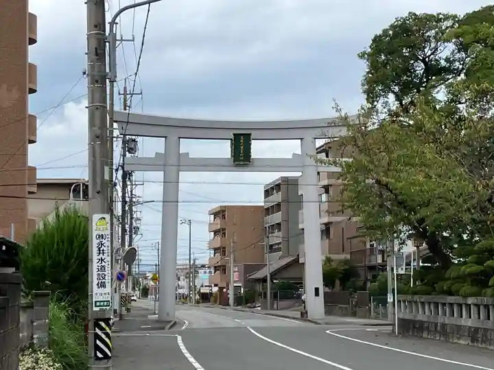 尾張大國霊神社(国府宮)の鳥居