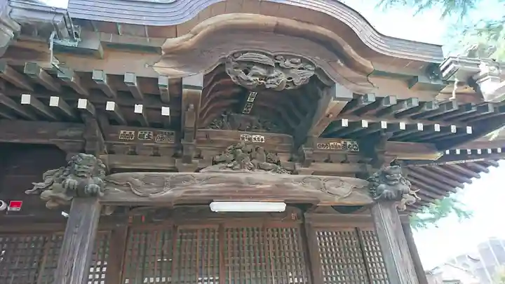 本木氷川神社の本殿・本堂