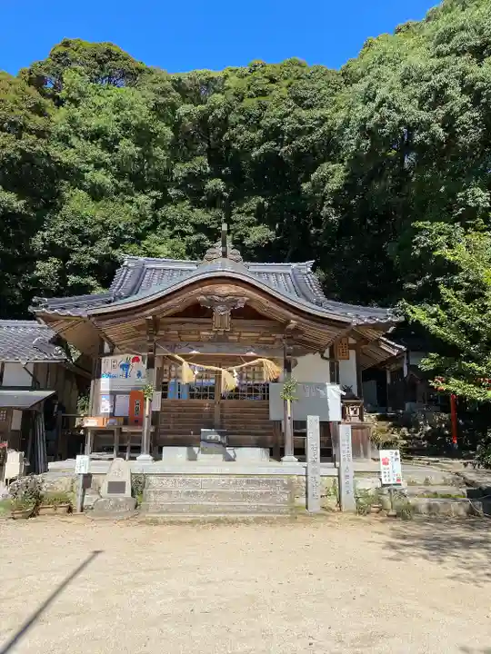 石上布都魂神社(岡山県)