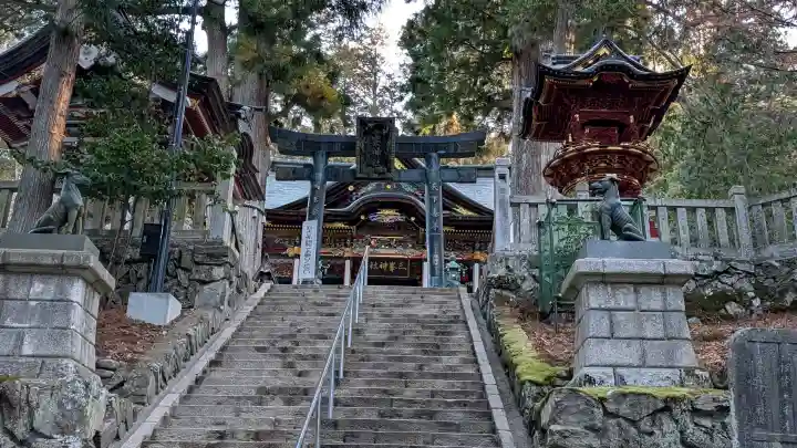 三峯神社の{uncategorized: "未分類", other: "その他", undefined: "問題あり", building: "その他建物", grave: "お墓", sacred_gate: "鳥居", guardian: "狛犬", statue: "像", buddha: "仏像", history: "歴史", nature: "自然", garden: "庭園", animal: "動物", pagoda: "塔", temizu: "手水舎", mountain_gate: "山門・神門", sanctuary: "本殿・本堂", subordinate: "末社・摂社", art: "芸術", scenery: "景色", jizo: "地蔵", ema: "絵馬", goshuin: "御朱印", omikuji: "おみくじ", items: "授与品その他", amulet: "お守り", goshuincho: "御朱印帳", eats: "食事", festival: "お祭り", votive_dance: "神楽", shichigosan: "七五三参", wedding: "結婚式", experience: "体験その他", initially: "初詣", around: "周辺", anti_infection: "感染症対策"}