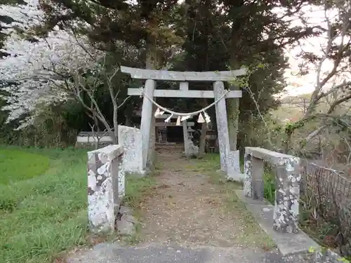 島御子神社の鳥居