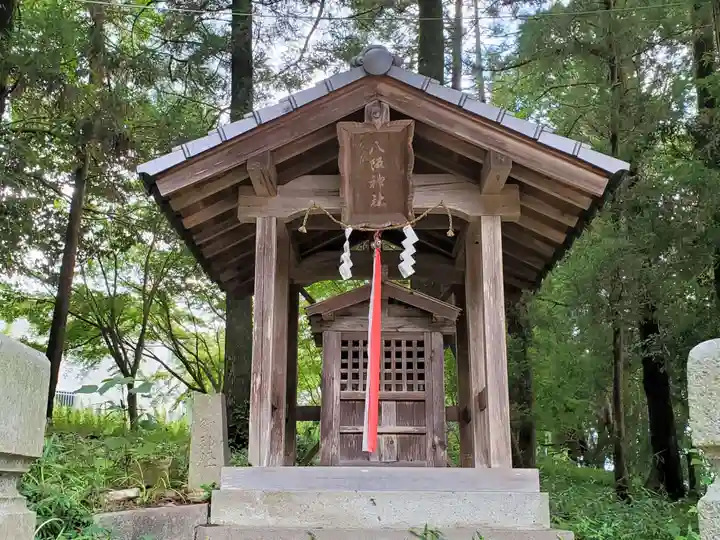 岩壷神社の末社・摂社