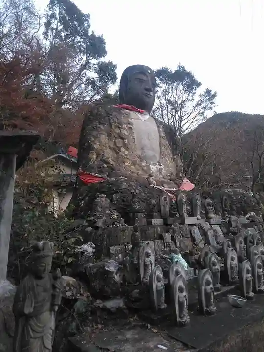 宝山寺の仏像