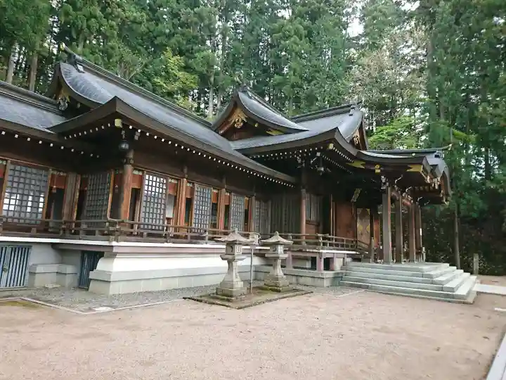 櫻山八幡宮の本殿・本堂