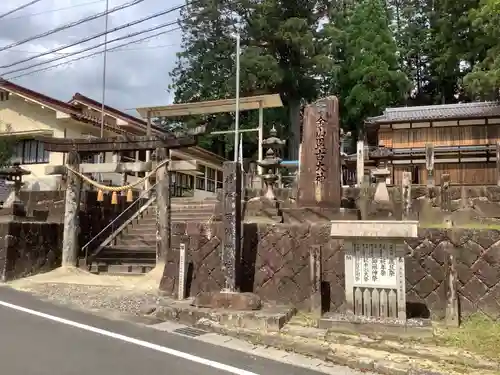 田瀬神社の鳥居