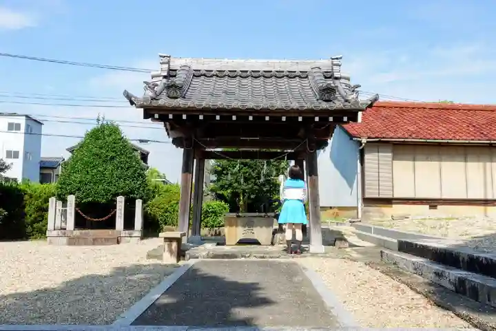 日吉山王社の手水舎