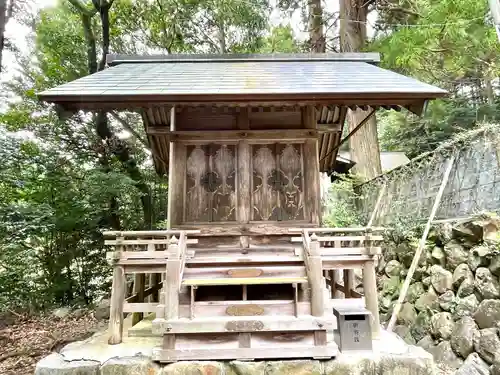 貝野神社(東貝野)の末社・摂社