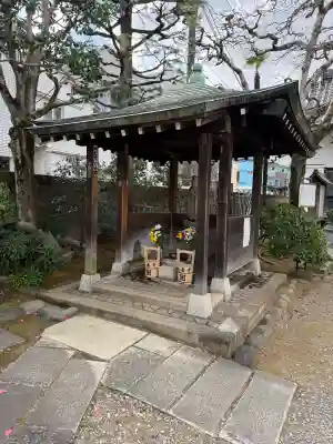 法善寺の{uncategorized: "未分類", other: "その他", undefined: "問題あり", building: "その他建物", grave: "お墓", sacred_gate: "鳥居", guardian: "狛犬", statue: "像", buddha: "仏像", history: "歴史", nature: "自然", garden: "庭園", animal: "動物", pagoda: "塔", temizu: "手水舎", mountain_gate: "山門・神門", sanctuary: "本殿・本堂", subordinate: "末社・摂社", art: "芸術", scenery: "景色", jizo: "地蔵", ema: "絵馬", goshuin: "御朱印", omikuji: "おみくじ", items: "授与品その他", amulet: "お守り", goshuincho: "御朱印帳", eats: "食事", festival: "お祭り", votive_dance: "神楽", shichigosan: "七五三参", wedding: "結婚式", experience: "体験その他", initially: "初詣", around: "周辺", anti_infection: "感染症対策"}