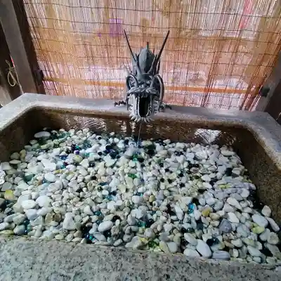 札幌諏訪神社の手水舎