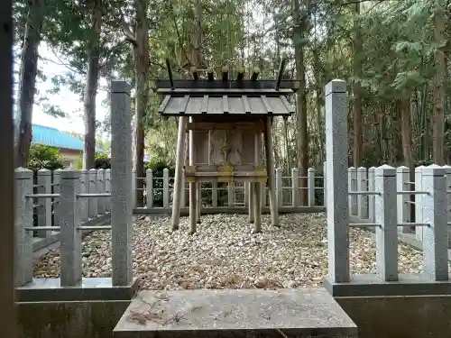 清水神社の{uncategorized: "未分類", other: "その他", undefined: "問題あり", building: "その他建物", grave: "お墓", sacred_gate: "鳥居", guardian: "狛犬", statue: "像", buddha: "仏像", history: "歴史", nature: "自然", garden: "庭園", animal: "動物", pagoda: "塔", temizu: "手水舎", mountain_gate: "山門・神門", sanctuary: "本殿・本堂", subordinate: "末社・摂社", art: "芸術", scenery: "景色", jizo: "地蔵", ema: "絵馬", goshuin: "御朱印", omikuji: "おみくじ", items: "授与品その他", amulet: "お守り", goshuincho: "御朱印帳", eats: "食事", festival: "お祭り", votive_dance: "神楽", shichigosan: "七五三参", wedding: "結婚式", experience: "体験その他", initially: "初詣", around: "周辺", anti_infection: "感染症対策"}