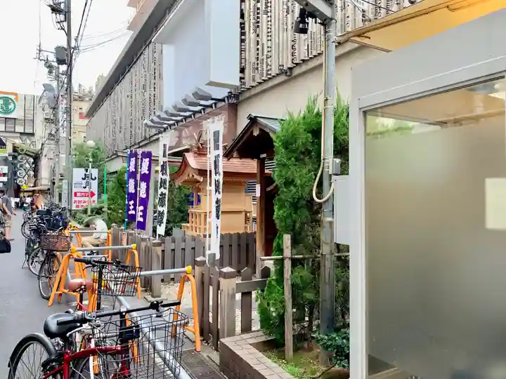 榎龍王/榎地蔵尊の周辺