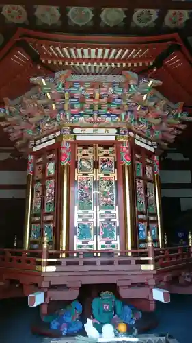 成田山新勝寺の{uncategorized: "未分類", other: "その他", undefined: "問題あり", building: "その他建物", grave: "お墓", sacred_gate: "鳥居", guardian: "狛犬", statue: "像", buddha: "仏像", history: "歴史", nature: "自然", garden: "庭園", animal: "動物", pagoda: "塔", temizu: "手水舎", mountain_gate: "山門・神門", sanctuary: "本殿・本堂", subordinate: "末社・摂社", art: "芸術", scenery: "景色", jizo: "地蔵", ema: "絵馬", goshuin: "御朱印", omikuji: "おみくじ", items: "授与品その他", amulet: "お守り", goshuincho: "御朱印帳", eats: "食事", festival: "お祭り", votive_dance: "神楽", shichigosan: "七五三参", wedding: "結婚式", experience: "体験その他", initially: "初詣", around: "周辺", anti_infection: "感染症対策"}